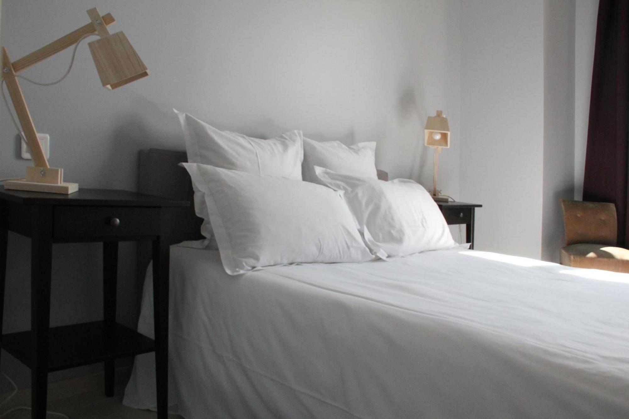 Hotel Courtille De Solutre Zewnętrze zdjęcie