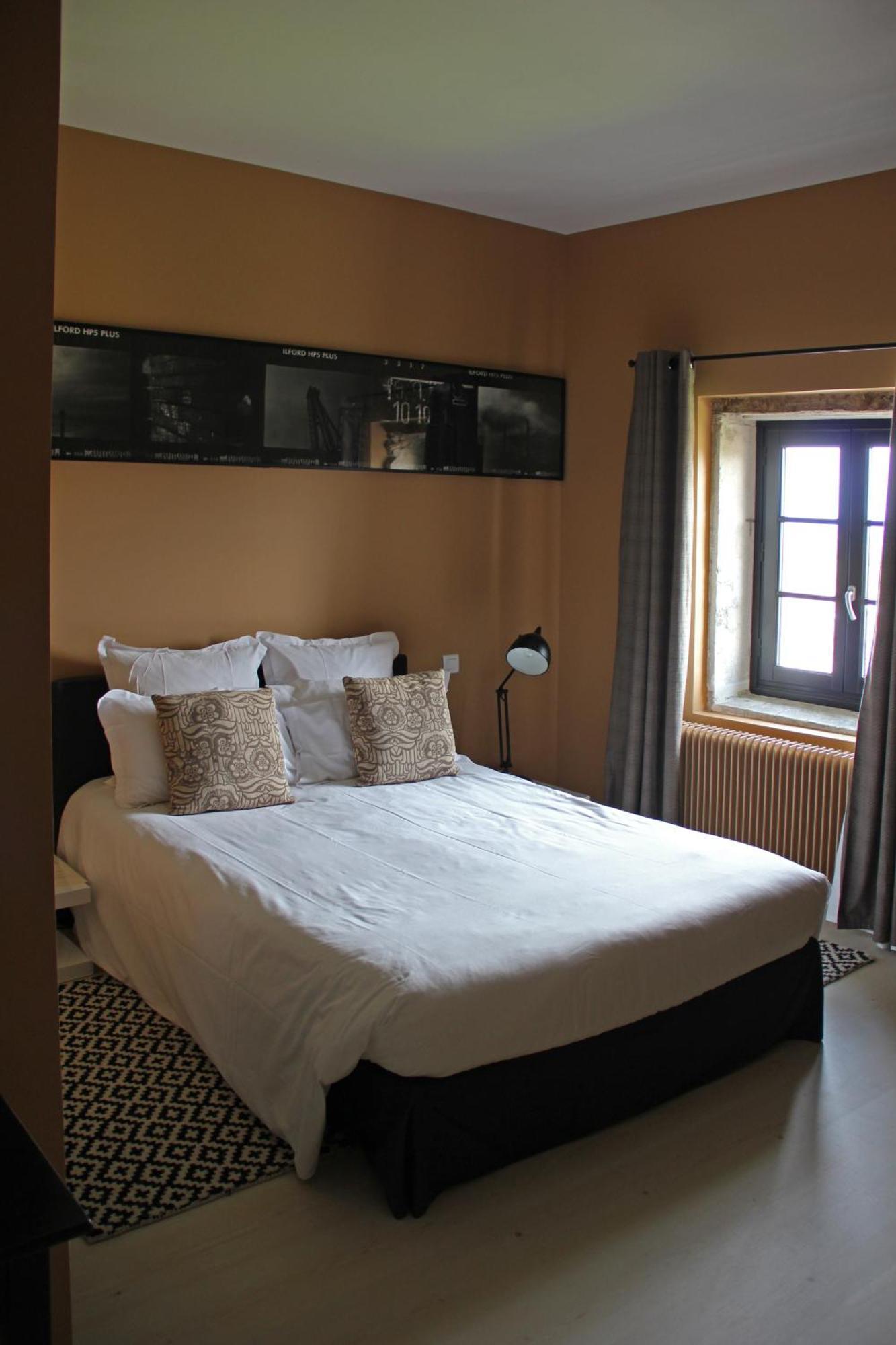 Hotel Courtille De Solutre Zewnętrze zdjęcie